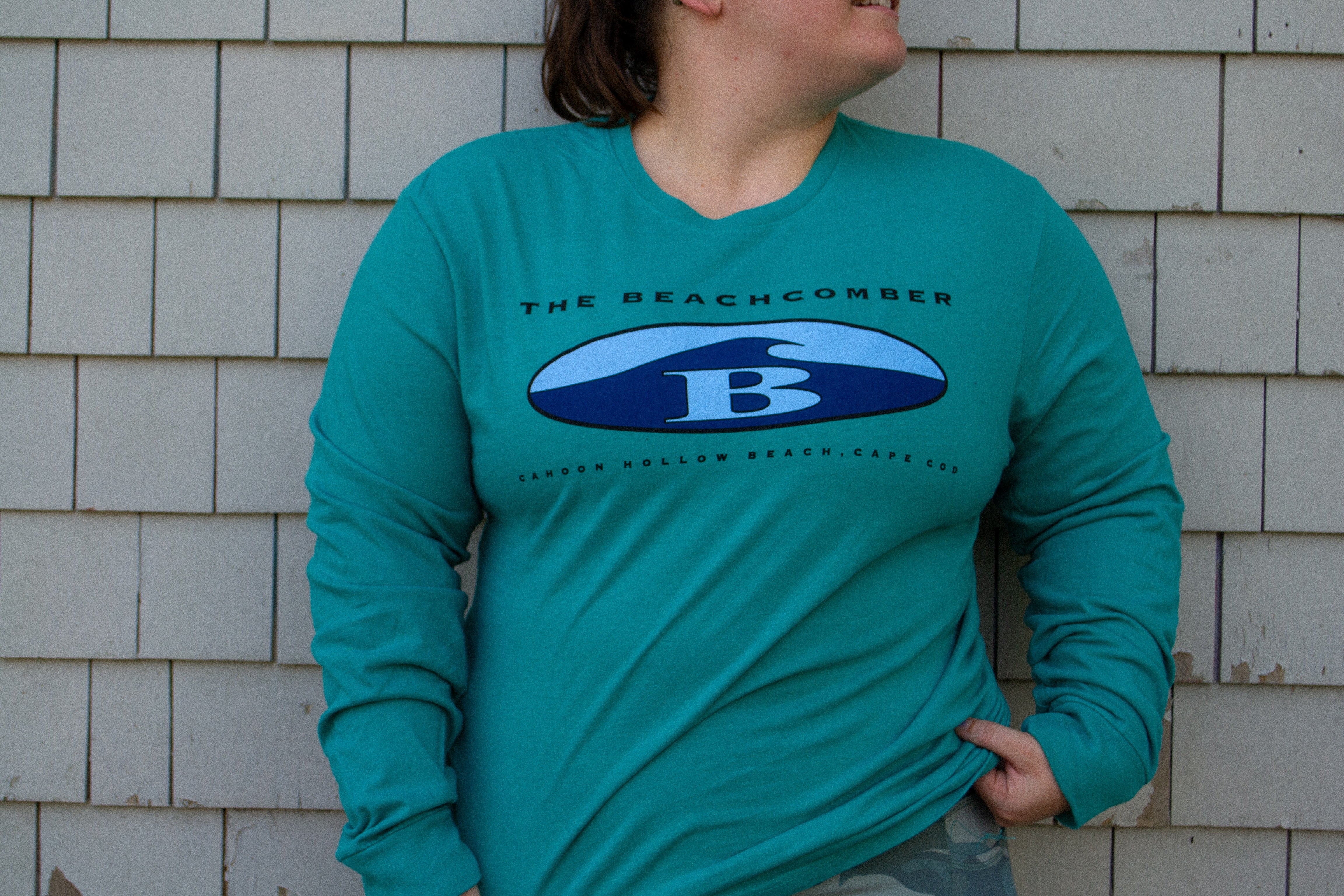 Oval B Beachcomber Long Sleeve The Wellfleet Beachcomber Store